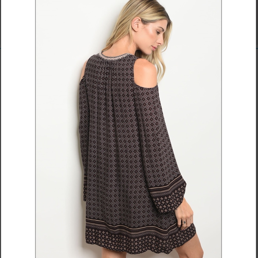 Boho Tassel Floral Cold Shoulder Dress - Picture 3 of 3